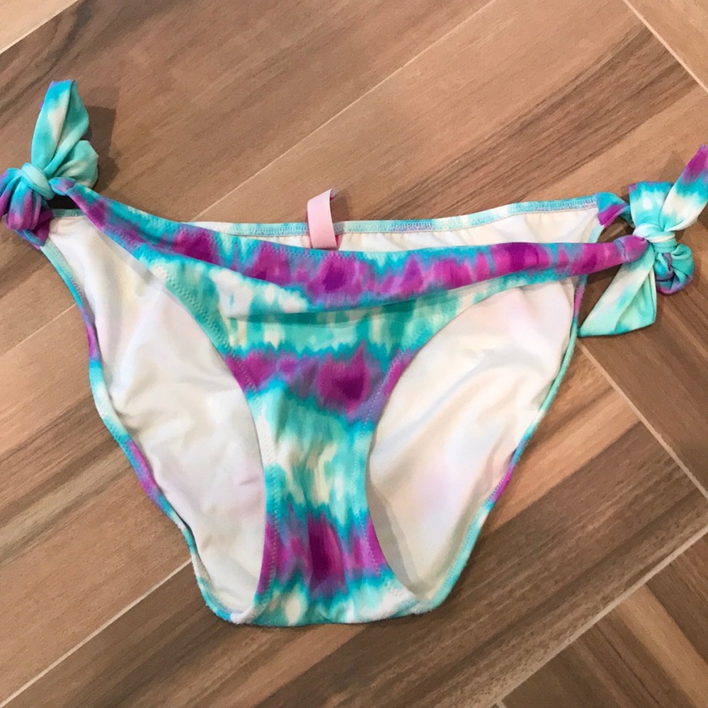 Victoria’s Secret bikini bottom
